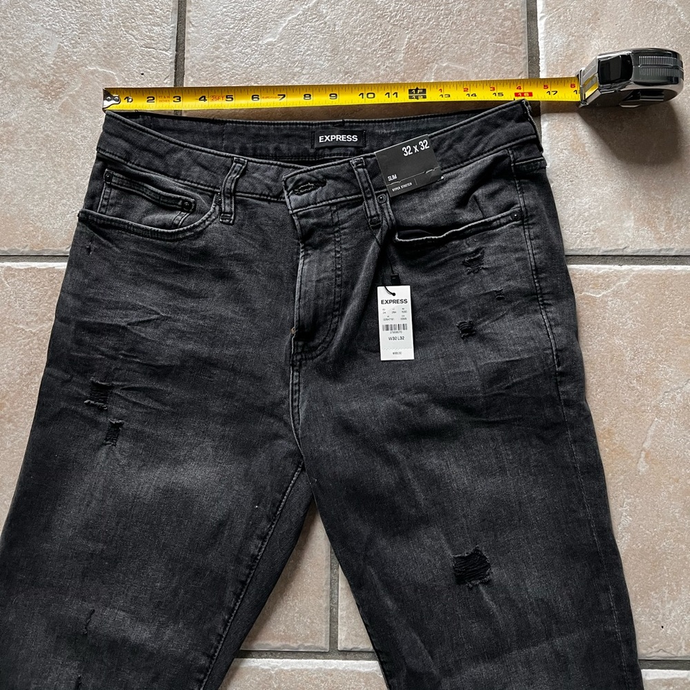 EXPRESS Skinny Distressed Denim NWT